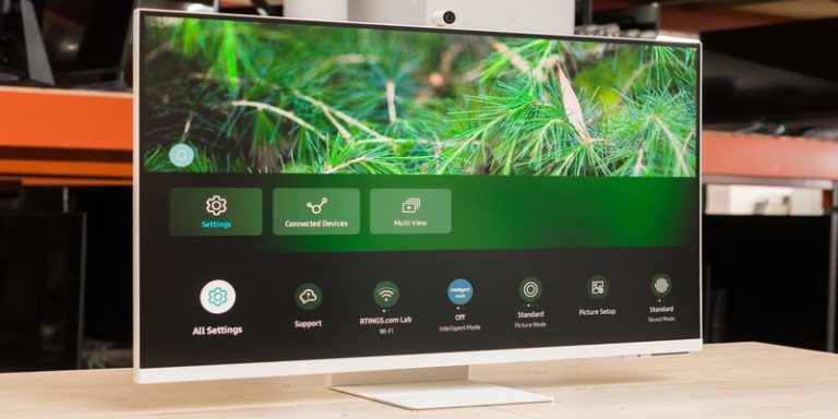 Samsung M8 Smart Monitor Review